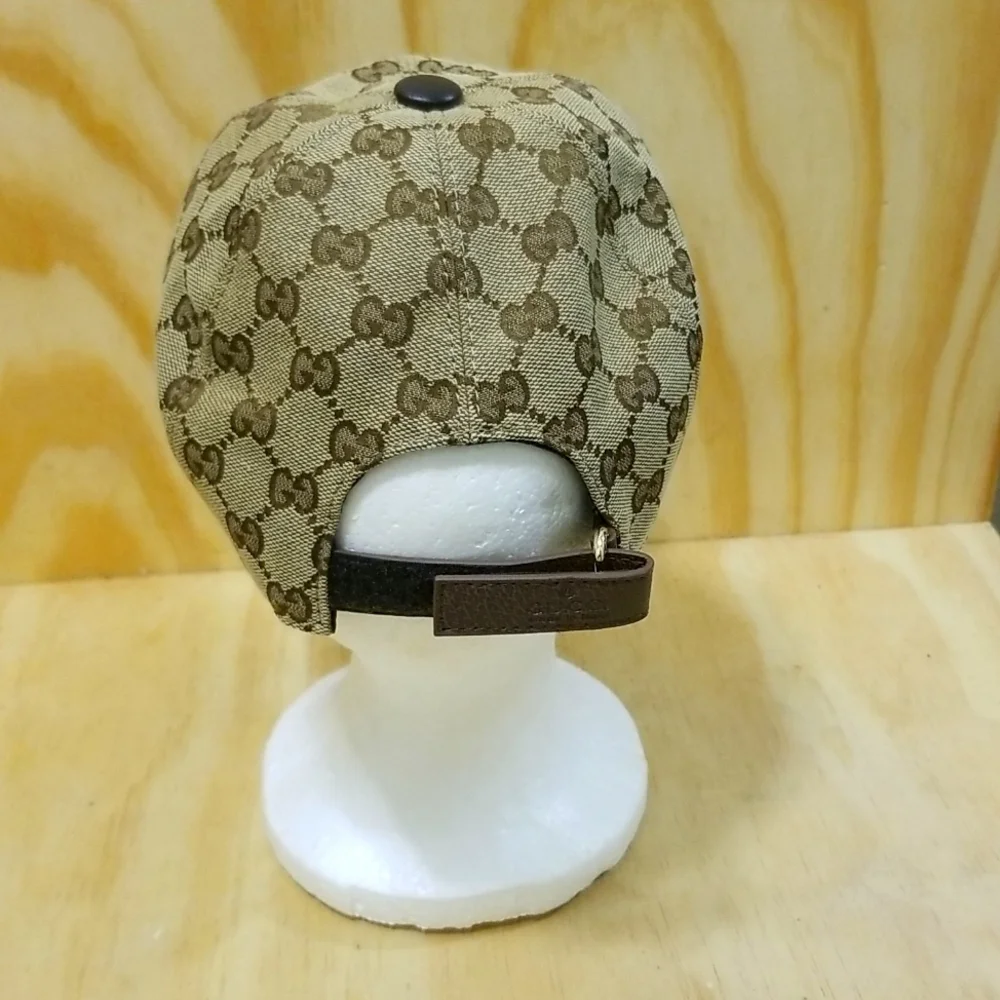 Gucci Monogram Snapbaback hat Unisex